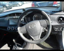Toyota Corolla Axio 2015