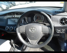 Toyota Corolla Axio 2015