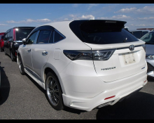 Toyota Harrier 2016