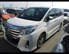 Toyota Noah 2017