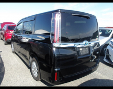 Toyota Noah 2017