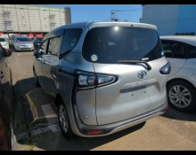 Toyota Sienta 2020