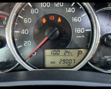 Toyota Corolla Axio 2014