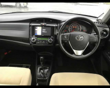 Toyota Corolla Axio 2015