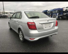 Toyota Corolla Axio 2015