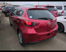 Mazda Mazda2 2022