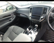 Toyota Crown Athlete 2016