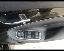 Toyota Crown Athlete 2016