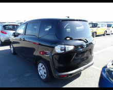 Toyota Sienta 2017