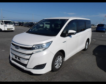 Toyota Noah 2017