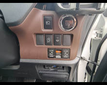 Toyota Esquire 2016