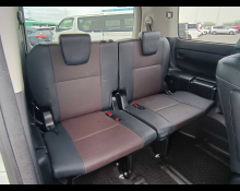 Toyota Esquire 2016