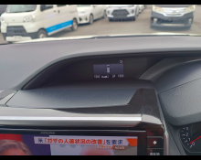 Toyota Voxy 2017