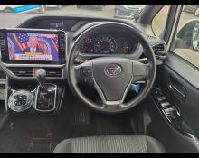 Toyota Voxy 2017