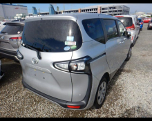 Toyota Sienta 2020