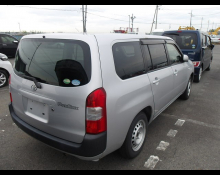 Toyota Probox Van 2017