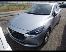 Mazda Mazda2 2022