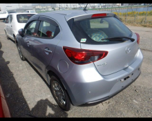 Mazda Mazda2 2022
