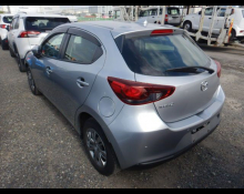 Mazda Mazda2 2020