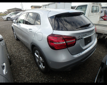 Mercedes-Benz GLA-class 2020