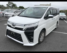 Toyota Voxy 2019