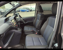 Toyota Voxy 2015