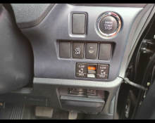 Toyota Voxy 2015