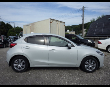 Mazda Mazda2 2021