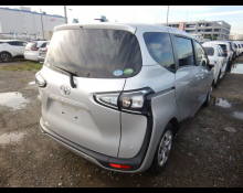 Toyota Sienta 2020