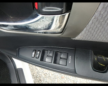 Toyota Corolla Axio 2012