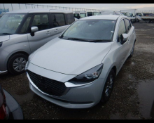 Mazda Mazda2 2022