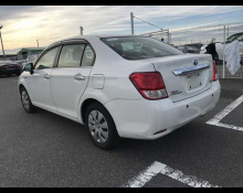 Toyota Corolla Axio 2015