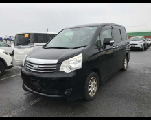 Toyota Noah 2013