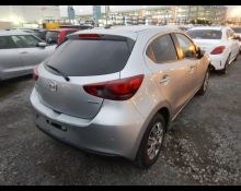 Mazda Mazda2 2020