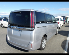 Toyota Noah 2019