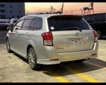 Toyota Corolla Fielder 2012
