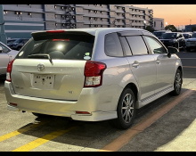 Toyota Corolla Fielder 2012