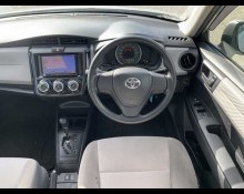 Toyota Corolla Axio 2014