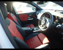 Mercedes-Benz GLB-Class 2021