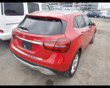 Mercedes-Benz GLA-class 2020