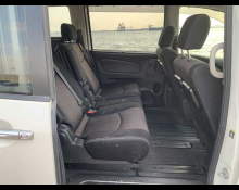 Nissan Serena 2015