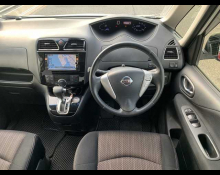 Nissan Serena 2015