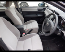 Toyota Corolla Axio 2012