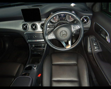 Mercedes-Benz GLA-class 2020