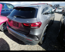 Mercedes-Benz GLA-class 2021