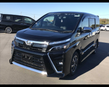Toyota Voxy 2019