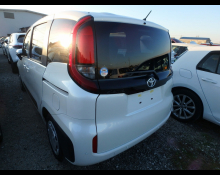 Toyota Sienta 2024