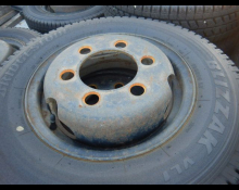 Isuzu Elf Truck 2017