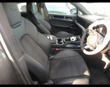 Porsche Cayenne 2024