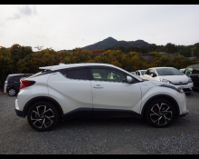Toyota C HR 2020